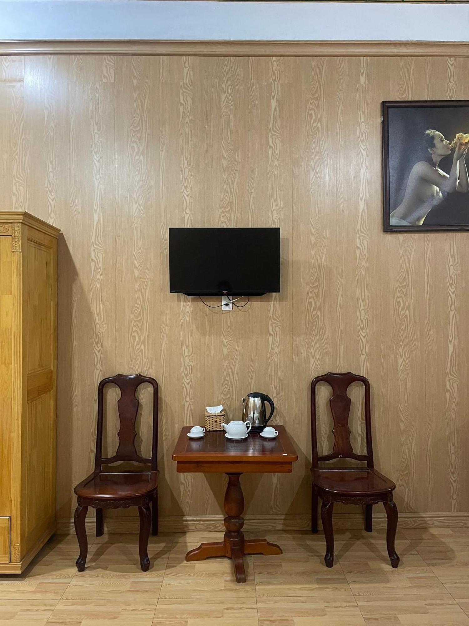 Khach San Huong Xua Hotel Ha Tien Exterior photo